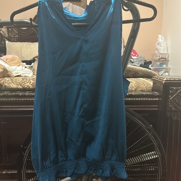 Blue Top size S never worn - Picture 2 of 2